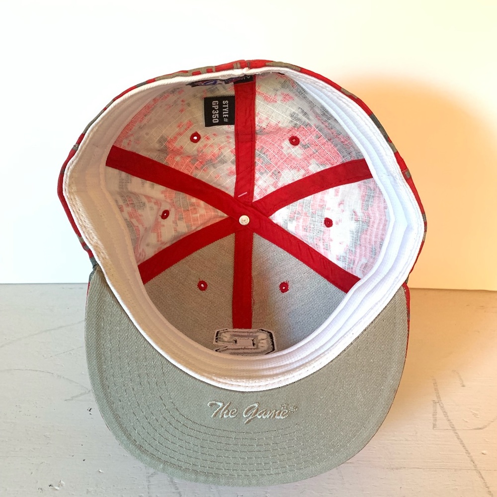 Digital Pattern Fitted Hat - Picture 5 of 6